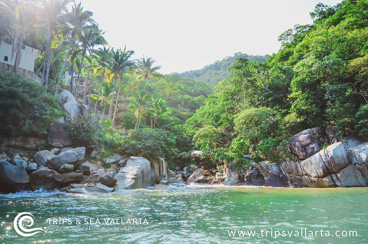 Playa Colomitos-Trips & Sea Vallarta-Rentas de Yates y Embarcaciones Privadas